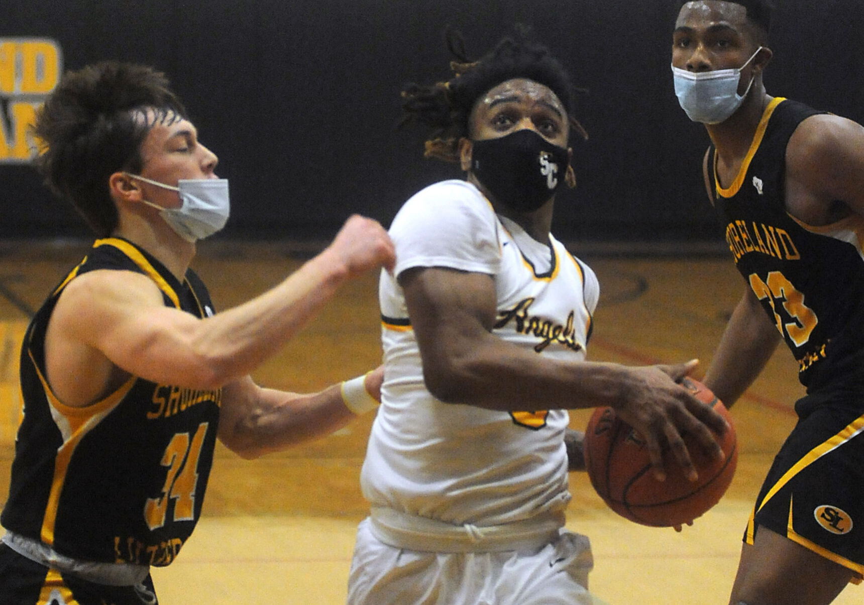 St. Catherine's beats Shoreland Lutheran